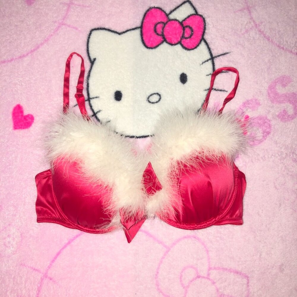 y2k style faux fur christmas bra